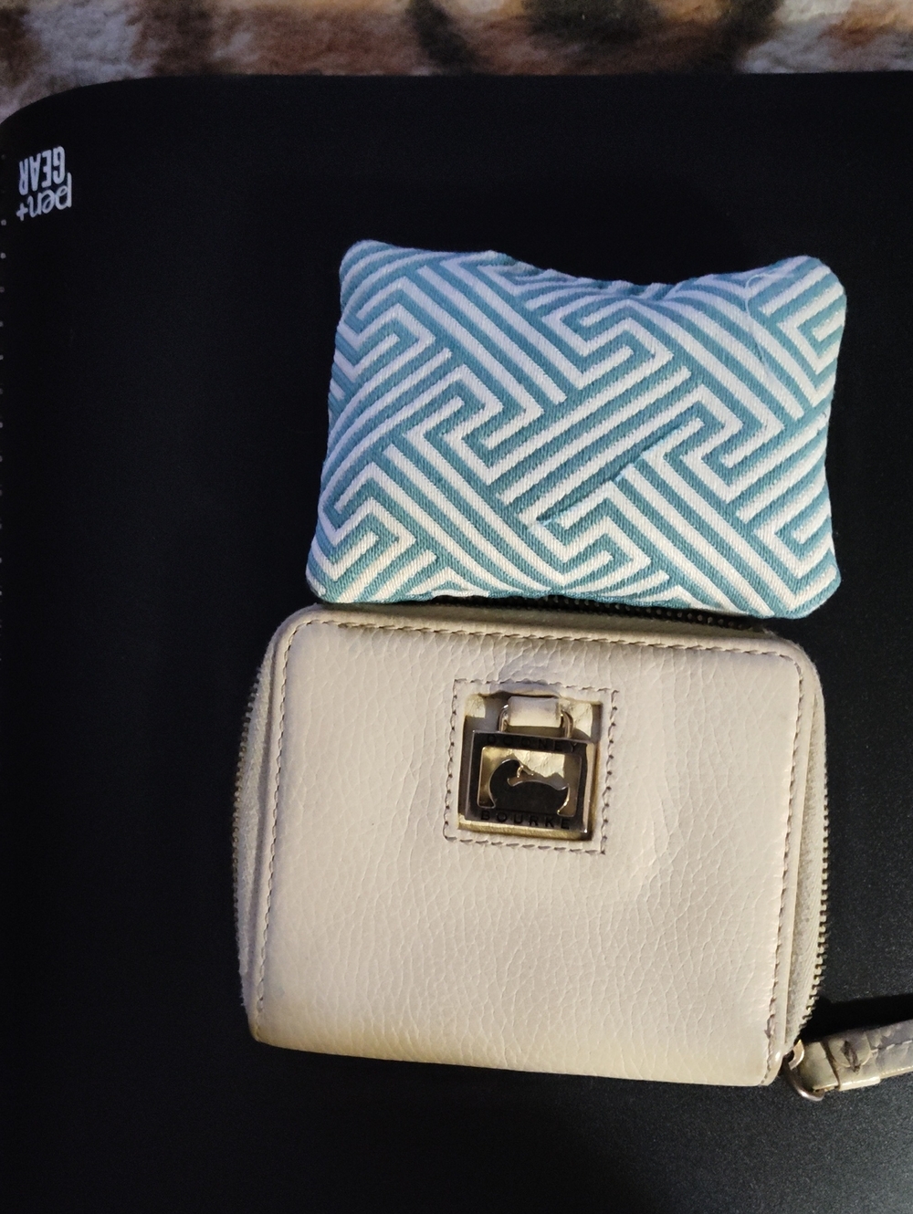 Dooney & Bourke Cream Pebbled Leather Zip Wallet with Duck Logo Included Pillow